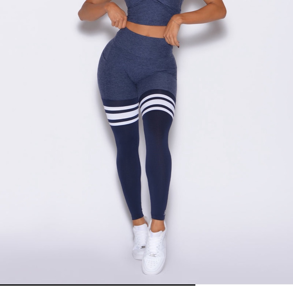 Bombshell performance thigh high * no scrunch